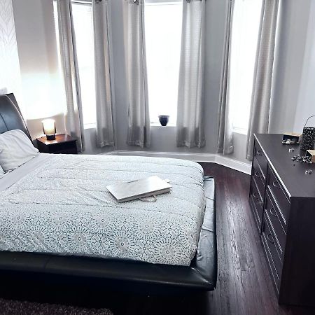 Simplified Living Space Chicago Eksteriør billede