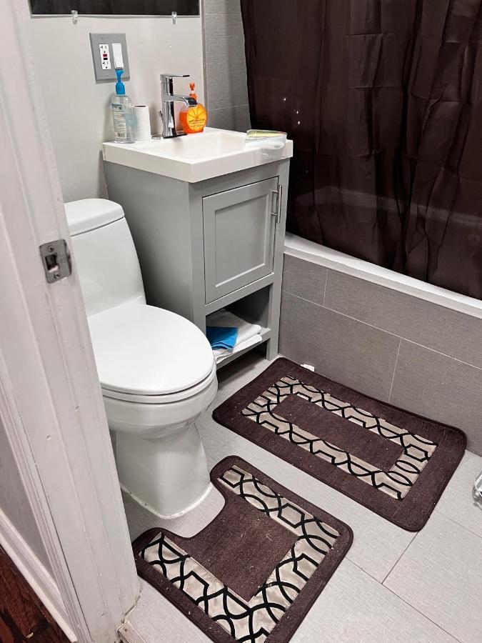 Simplified Living Space Chicago Eksteriør billede